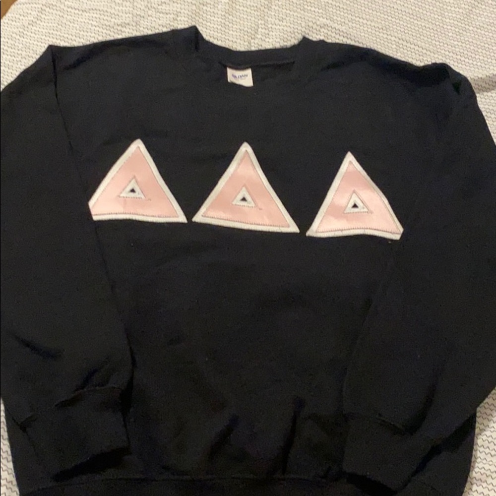 Tri delta crew neck